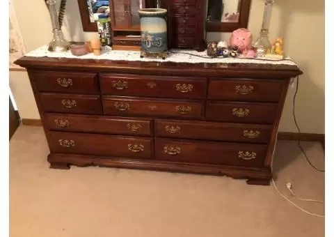 Dresser, mirror, chest of drawers